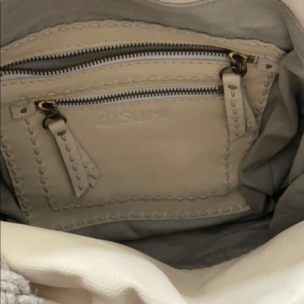 tote - Picture 4 of 5